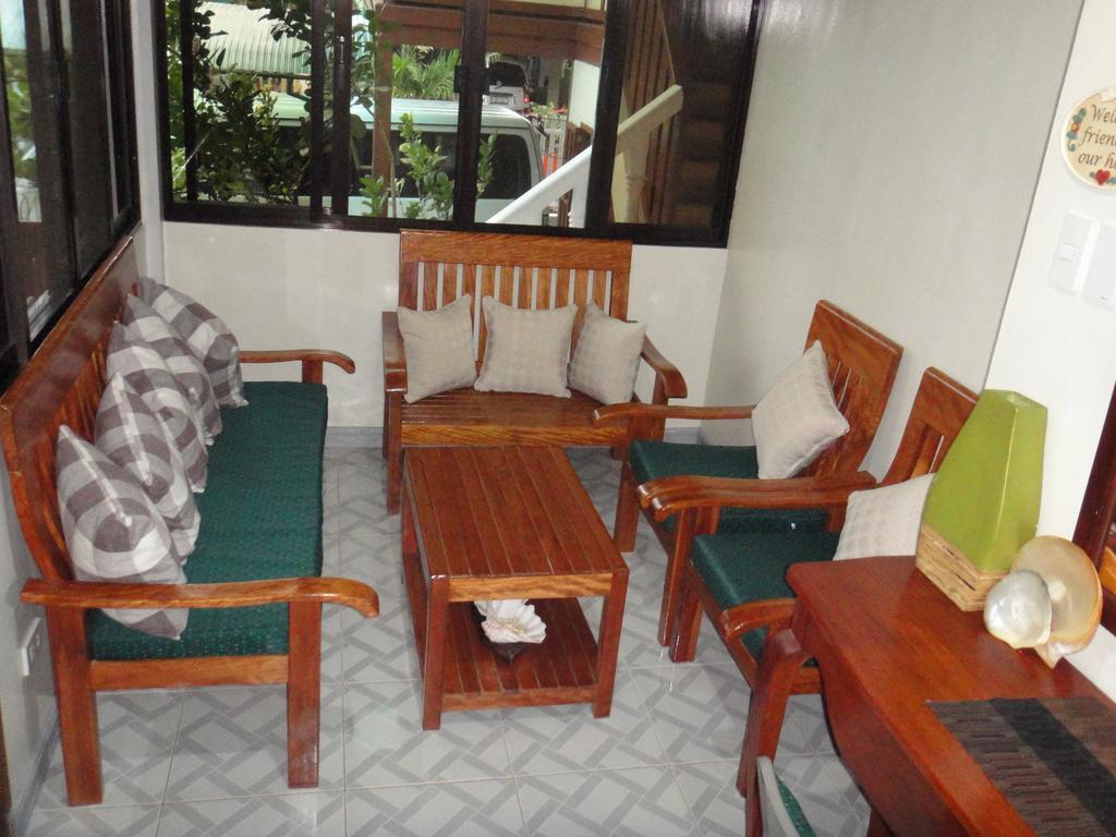 Nonoy Matt Bed & Breakfast Puerto Princesa Exterior foto